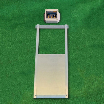 Porta automatica per pollaio con sistema crepuscolare | Ferranti 2