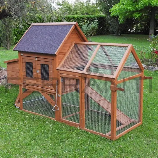 Mobile Chicken Coop on Wheels for 4 Chickens Mobile Chicken Coop on Wheels for 4 Chickens