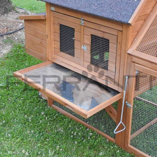 Pollaio mobile su ruote in legno, adatto a diversi animali | Ferranti