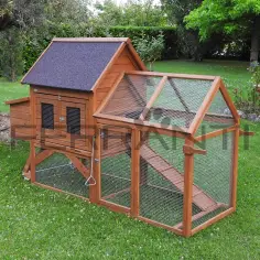 Mobile chicken coop for 4 hens with wheels