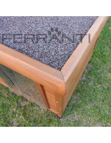 Tetto apribile della cuccia in legno per cani