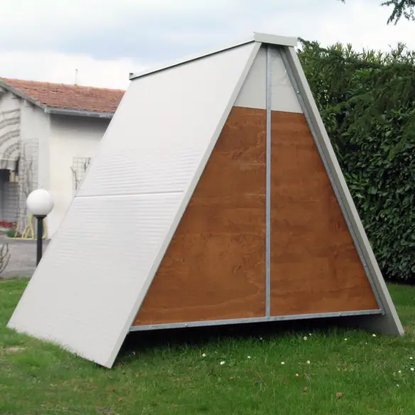 Back view of insulated raised chicken coop