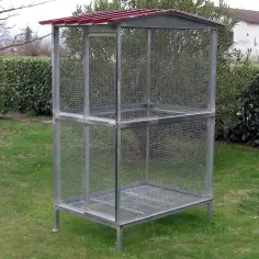 Raised base for modular aviary 2