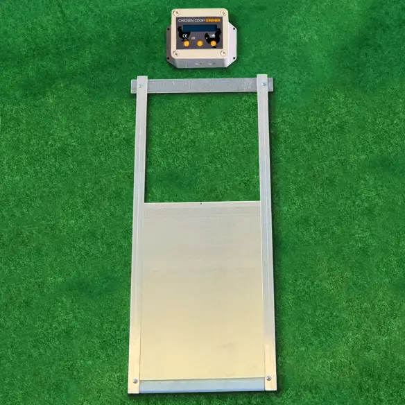 Porta Automatica Pollaio con sistema crepuscolare