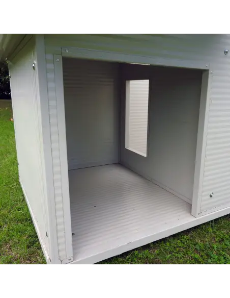 Interior of insulated doghouse with veranda Interior of insulated doghouse with veranda