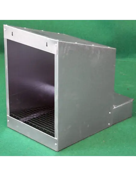 Chicken nesting box with egg collection system Chicken nesting box with egg collection system