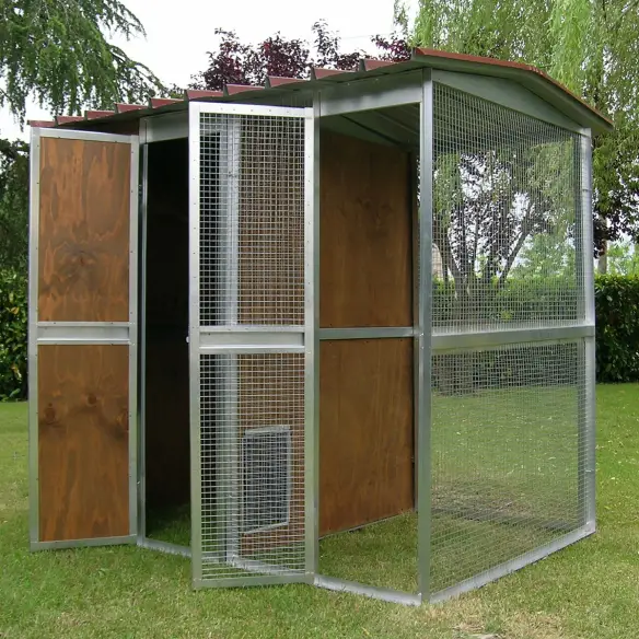 Cat house with door