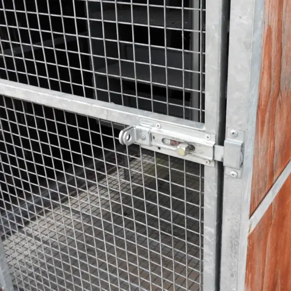 Locking latch with padlock fitting of pigeon coop