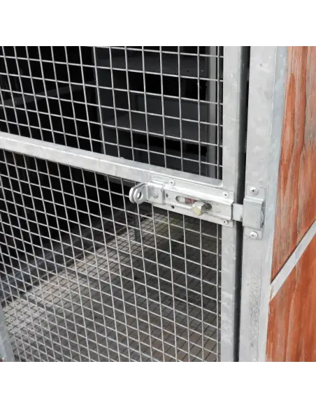 Locking latch with padlock fitting of pigeon coop