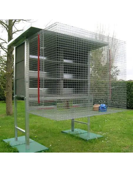 Pigeon coop for 6 pairs with accessories Pigeon coop for 6 pairs with accessories