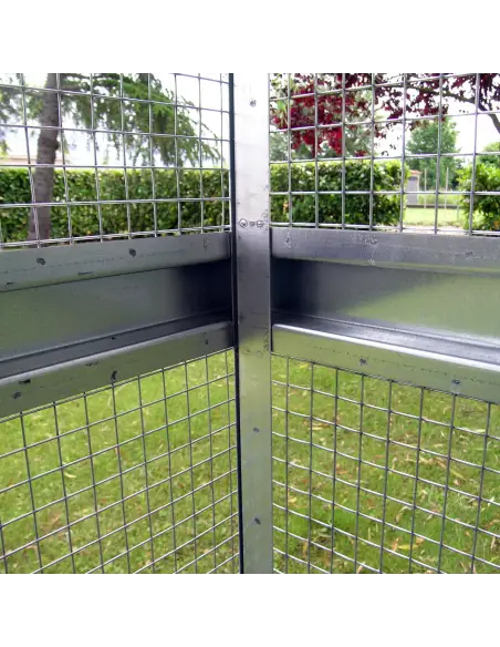 Panel fastening system of modular aviary