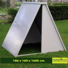 Insulated shelter for goats, pigs, and sheep made of sandwich panels 2