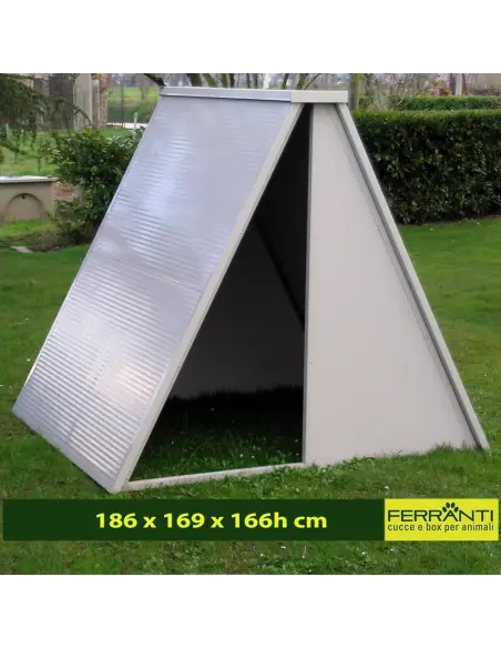 Rifugio per animali mod. piccolo 186 x 169 x 166h cm per fino a 3 animali
