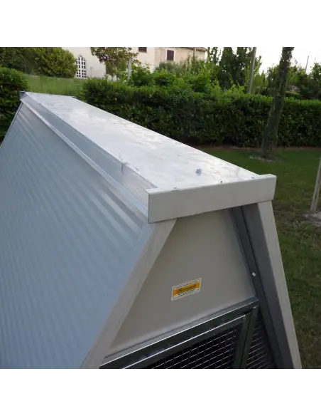 Pollaio coibentato a terra per 12 o 20 galline