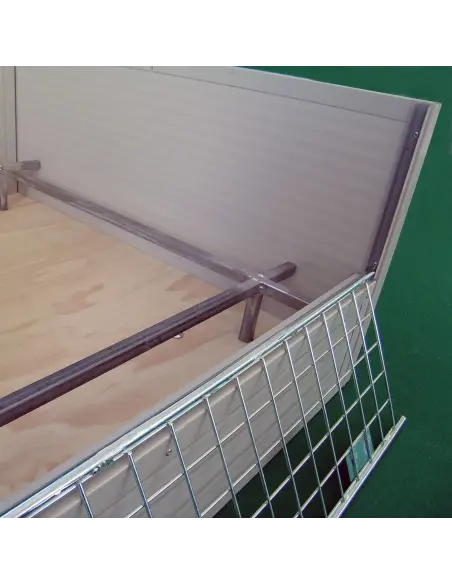 Dog whelping box with anti-crush safety bar