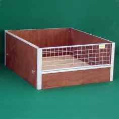 Wooden whelping box for dogs