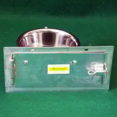 Dog bowl with stand and single swivel bowl 2