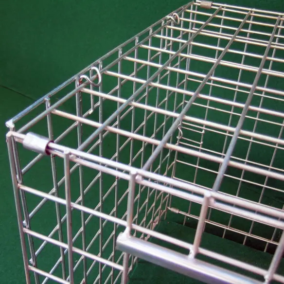 Quick-lock panels of dog transport cage