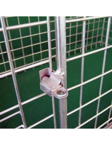 Door latch with padlock holder of dog crate