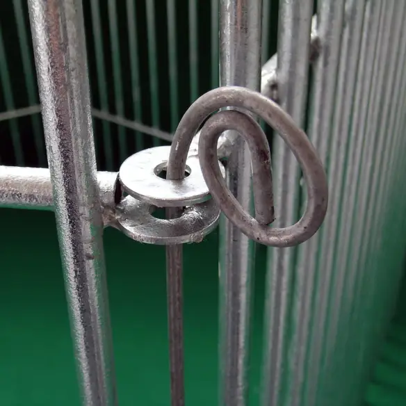 Steel fixing system of puppy pen