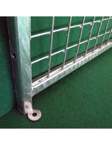 Ground fixing of dog kennel mesh panels
