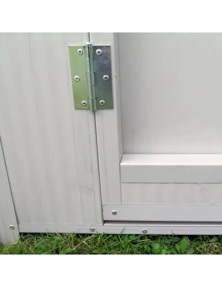 Sliding door panel of large insulated dog house