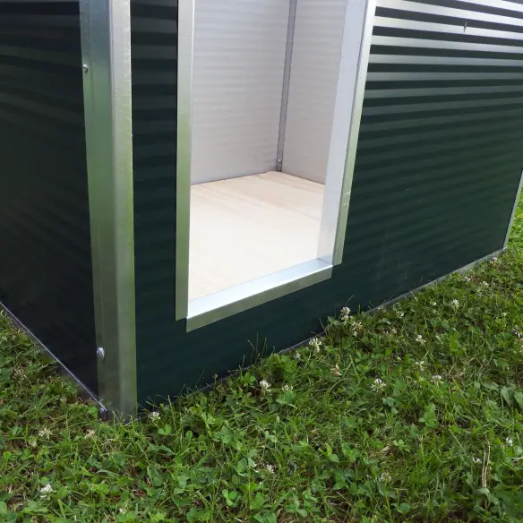 Entrance of Dobermann model insulated dog house