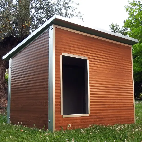 Wood-effect insulated dog house for large dogs – Dobermann model