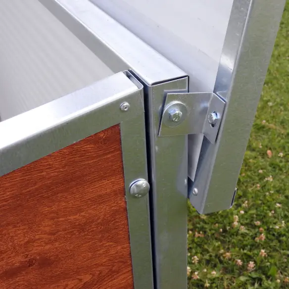 Opening roof of large outdoor dog house