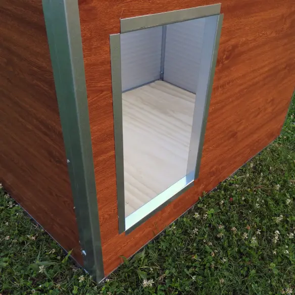 Entrance of Dobermann model insulated dog house