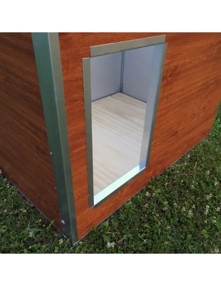 Entrance of Dobermann model insulated dog house