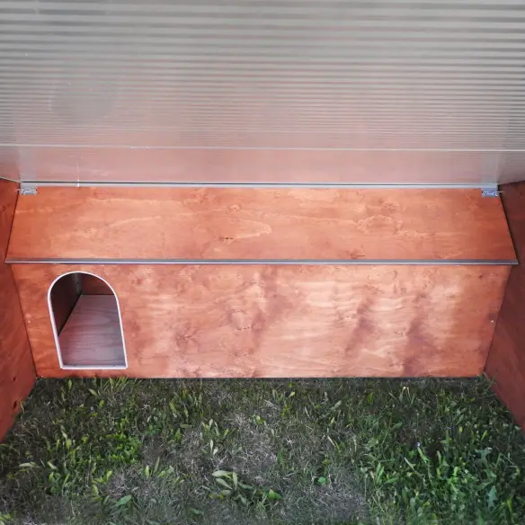 Cuccia interna con tetto apribile del box per cani