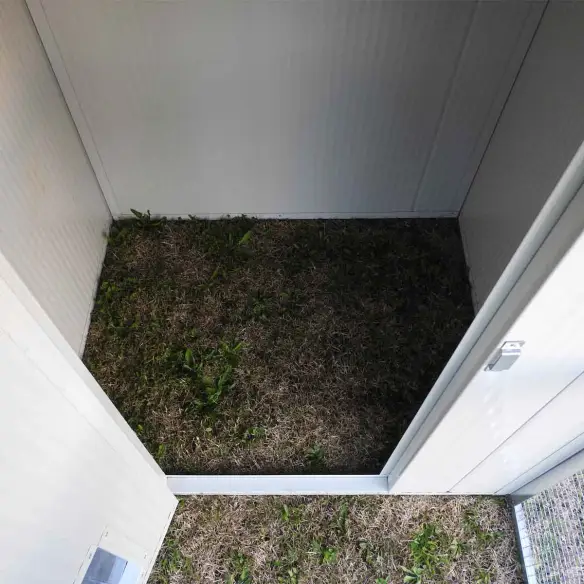 Insulated sleeping area catio