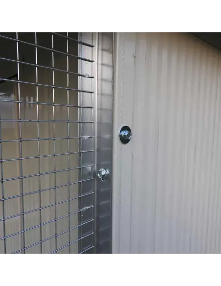 Detail insulated panel and mesh structure