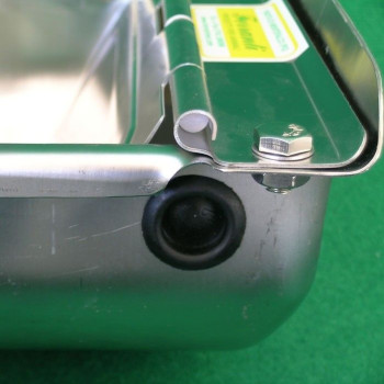Polytrans Abbeveratoio Automatico a Livello costante in Acciaio Inox Polytrans Abbeveratoio Automatico a Livello costante in Acciaio Inox
