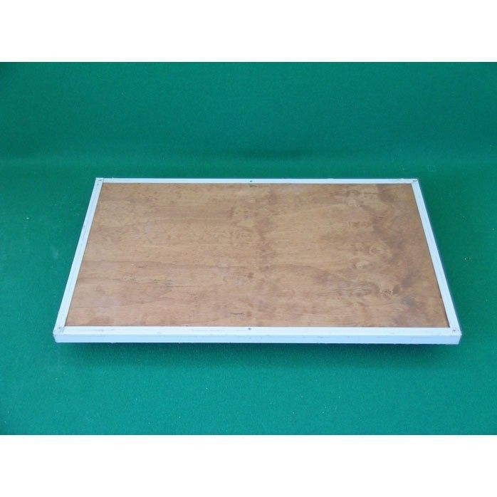 Pedana per cani in legno con bordo antimorso