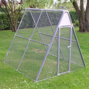 Fence in Mesh for Mini chicken coop