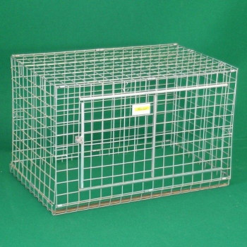Large dog crates in large and medium format made with mesh