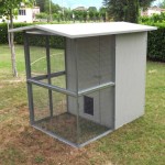 Outdoor House for cats in Insulated Panels