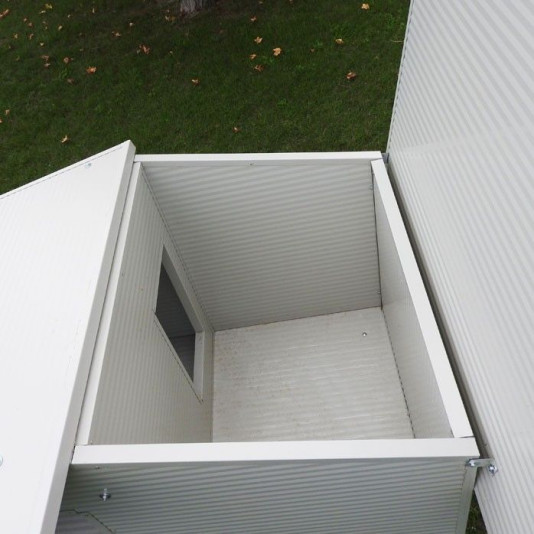 Insulated Dog House with Verandah