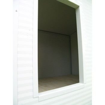 Medium outdoor dog house insulated with flat and sunroof mod. Medio