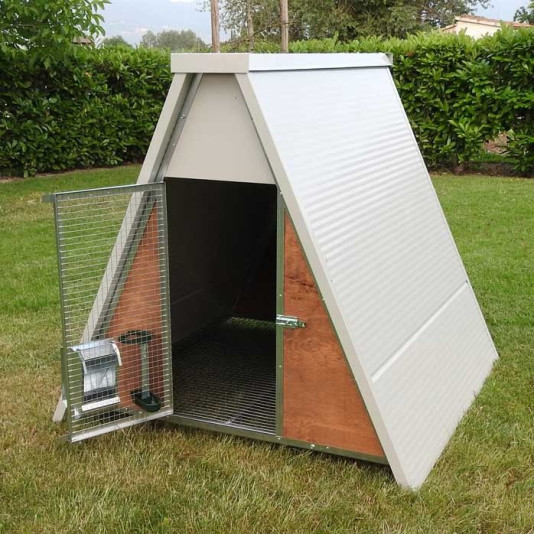 Insulated chicken coops, various models | Ferranti