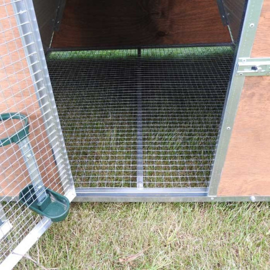 Insulated chicken coops, various models | Ferranti