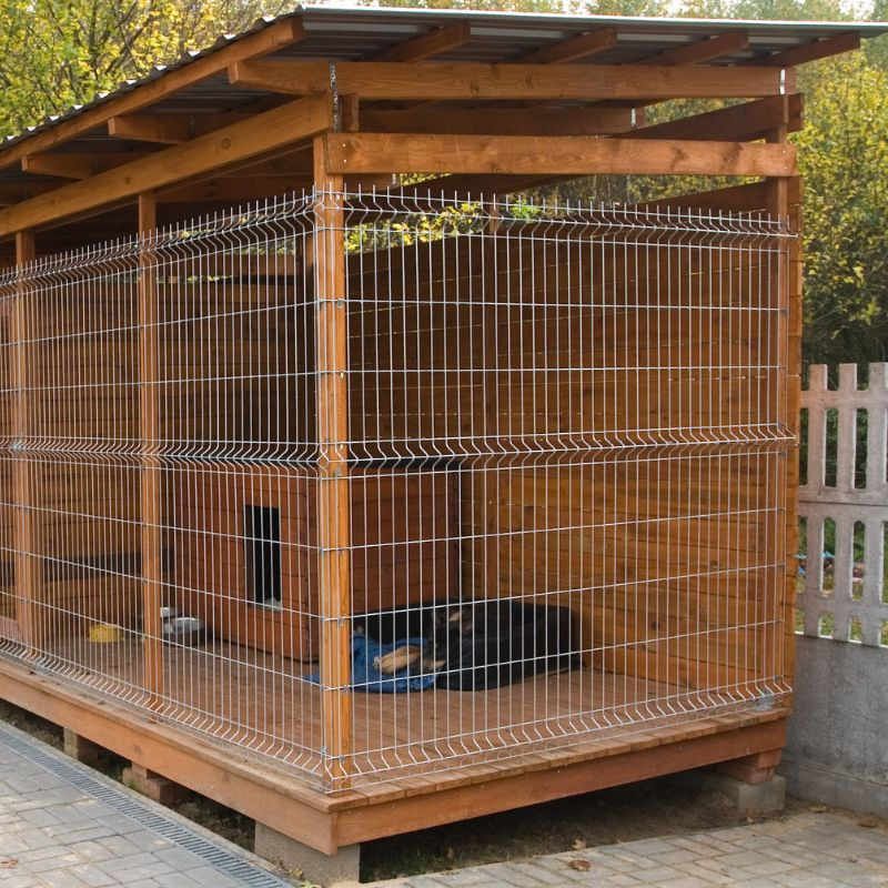 scopri le Cucce da esterno per dobermann