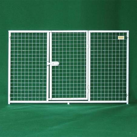 Fences with modular panels